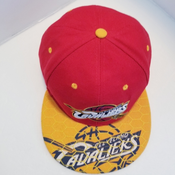 Cleveland Cavaliers Red/Yellow Snapback Men's Hat/Cap. Excellent Used Condition. - Picture 5 of 8